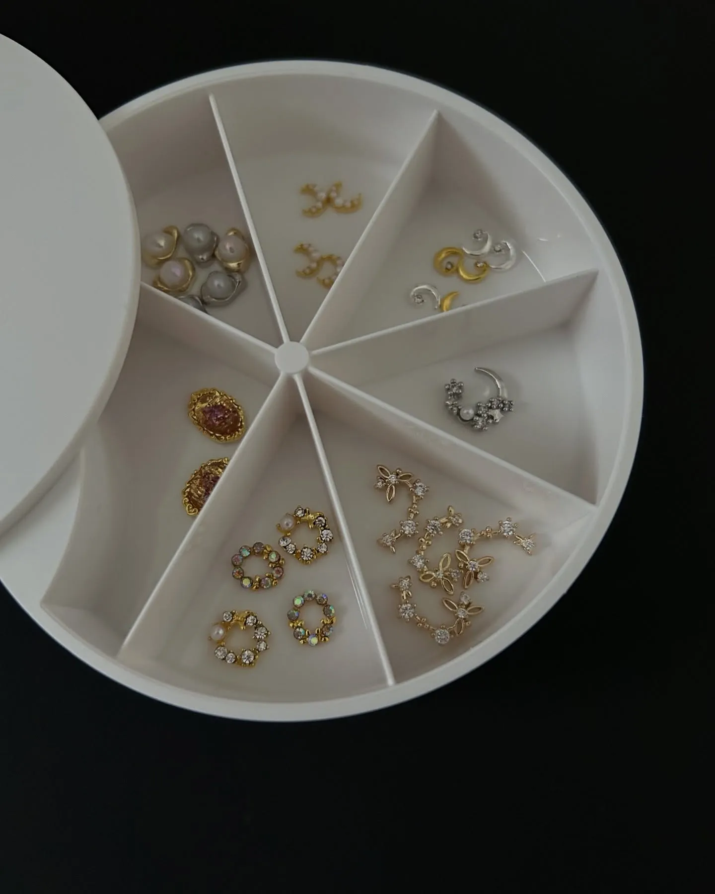 【nail jewelry】
