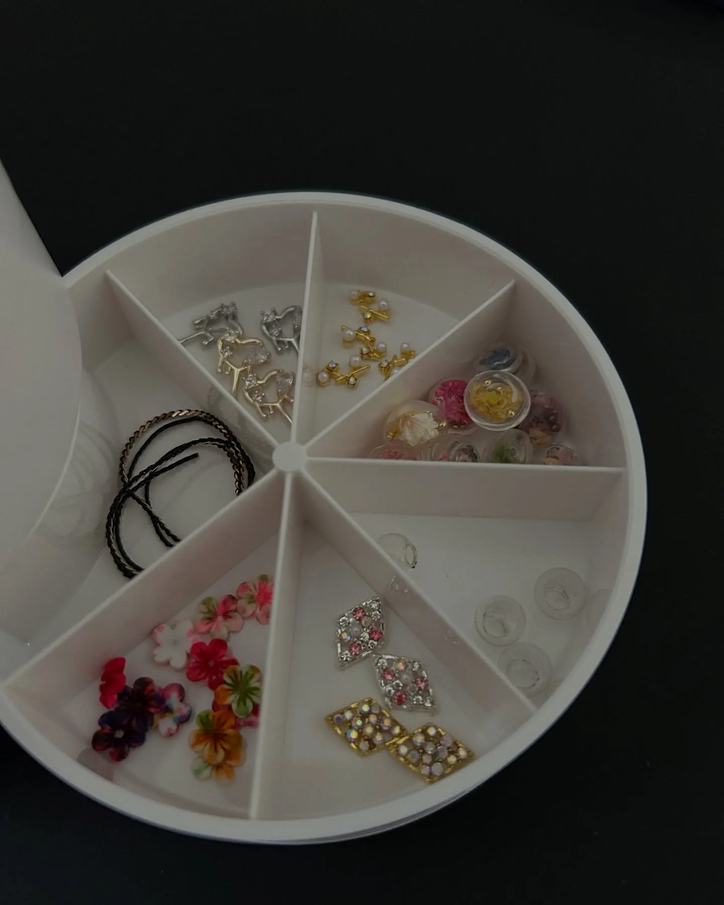 【nail jewelry】